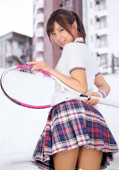 欧美杂志风ppt模板_BD英语HD在线观看